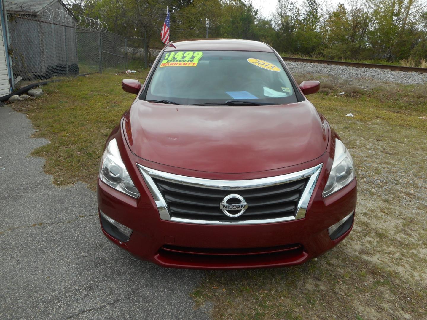 2015 Red Nissan Altima 2.5 S (1N4AL3AP4FC) with an 2.5L L4 DOHC 16V engine, Continuously Variable Transmission transmission, located at 2553 Airline Blvd, Portsmouth, VA, 23701, (757) 488-8331, 36.813889, -76.357597 - Down Payment: $1499 Weekly Payment: $110 APR: 23.9% Repayment Terms: 42 Months ***CALL ELIZABETH SMITH - DIRECTOR OF MARKETING @ 757-488-8331 TO SCHEDULE YOUR APPOINTMENT TODAY AND GET PRE-APPROVED RIGHT OVER THE PHONE*** - Photo#2